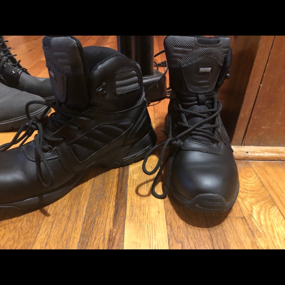 Men’s work boots